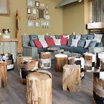 - Aparthotel 4*
