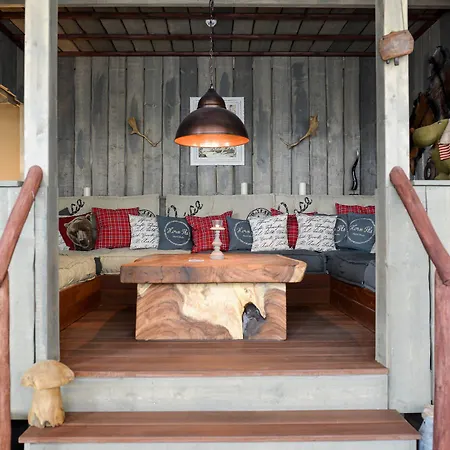 Ξενοδοχείο με διαμερίσματα - 4*