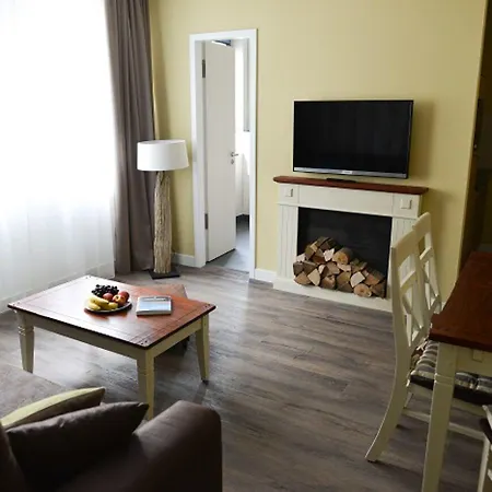 Ξενοδοχείο με διαμερίσματα - 4*