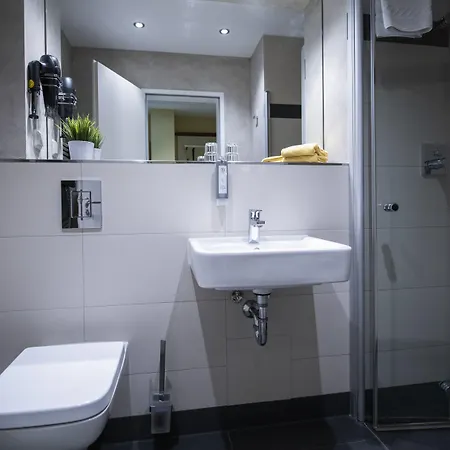 Aparthotel Leipzig-city&zoo 4*