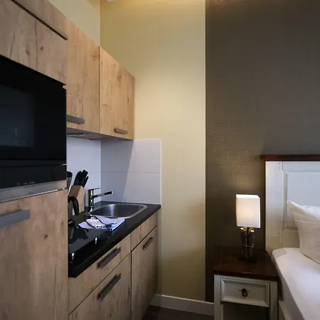 Aparthotel Leipzig-city&zoo 4*