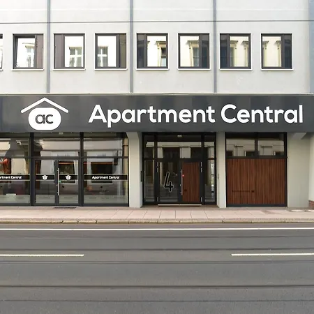Leipzig-city & Zoo Aparthotel 4*