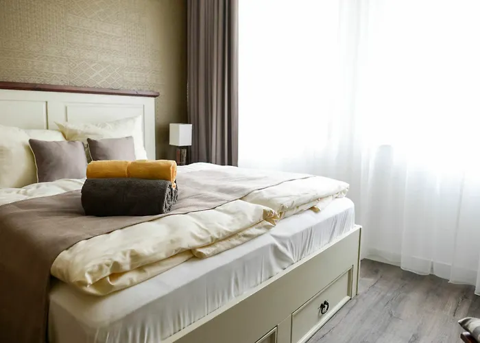 - شقة فندقية 4*